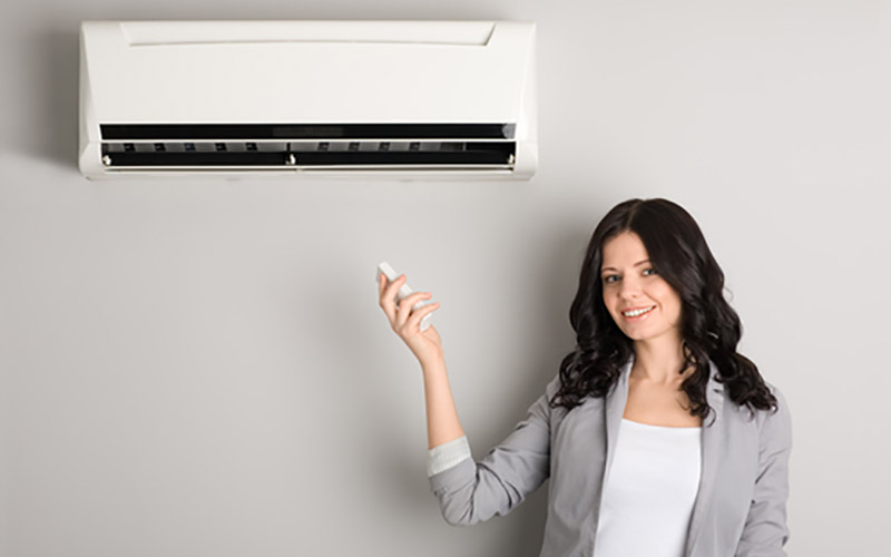 Down With Ductless: 3 Reasons to Consider a Mini-Split Installation [Infographic]