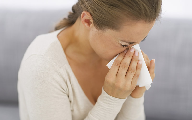 Sniffles & Sneezes: How to Combat Spring and Summer Allergies