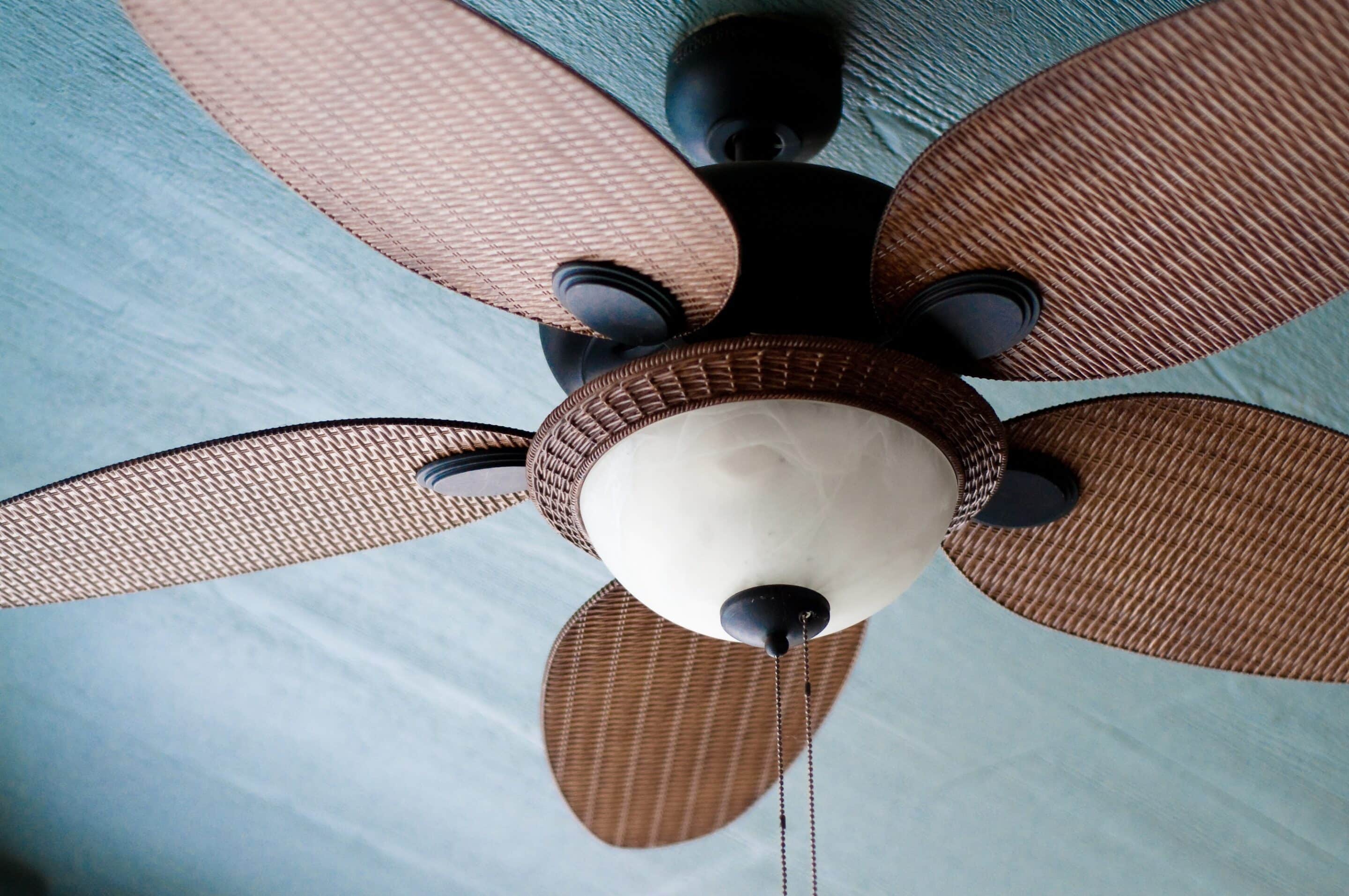 Can Ceiling Fans Be Used To Heat & Cool?
